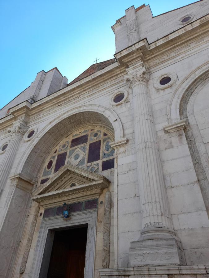 Appartamento Vista Mare Viserbella, Vicissimo Alla Fiera Ρίμινι Εξωτερικό φωτογραφία