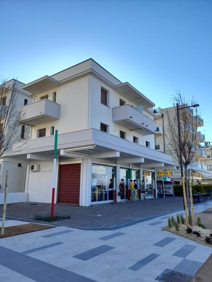 Appartamento Vista Mare Viserbella, Vicissimo Alla Fiera Ρίμινι Εξωτερικό φωτογραφία